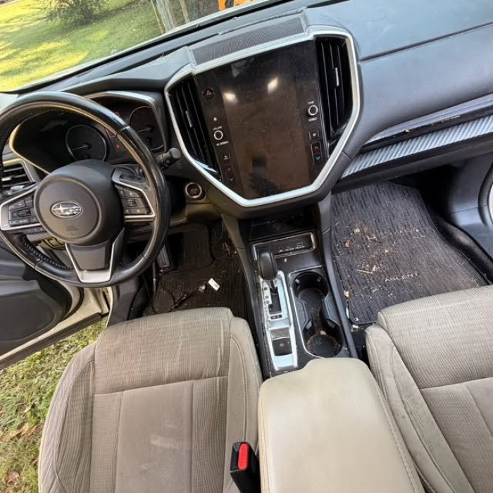 Before: Subaru Ascent: Center console and floor